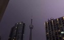 Video: Sét đánh liên tiếp 6 lần xuống tháp CN ở Canada 