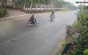2 tài xế xe máy gặp họa vì kiểu chạy xe như chốn không người