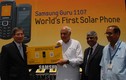 Ngắm điện thoại năng lượng mặt trời đầu tiên trên thế giới