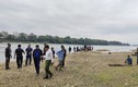 Nỗ lực tìm kiếm 2 học sinh mất tích trên sông Lam