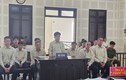 Xét xử 13 bị cáo sản xuất, buôn bán hàng triệu cuốn sách giả