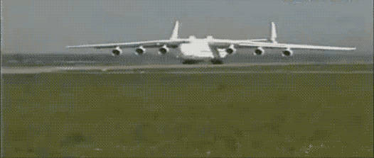 Video: Máy bay ‘khủng’ nhất thế giới lần đầu cất cánh