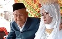 Chú rể 100 tuổi kết hôn với cô dâu 20 tuổi, sính lễ chỉ 8 triệu đồng