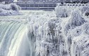Video: Cảnh tượng tuyệt đẹp thác nước đóng băng ở Bắc Mỹ