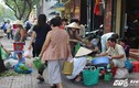 Xe biển xanh, hàng quán vẫn “cướp” vỉa hè ở trung tâm Sài Gòn