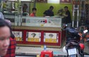  Hai thanh niên nổ súng cướp tiệm vàng ở Hóc Môn bị bắt