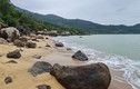 Check in bãi biển hoang sơ tuyệt đẹp dưới chân núi Sơn Trà