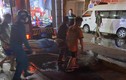 Đà Nẵng: Phá tường, giải cứu 2 người mắc kẹt trong đám cháy