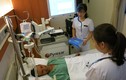 Giáo sư Mỹ lý giải vì sao bác sĩ Việt không cần học “từ thấp lên cao“