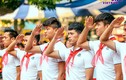 Đình Trọng, Quang Hải chào cờ đầu tuần với trường Nguyễn Trường Tộ