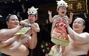 Độc, lạ cuộc thi sumo chọc để trẻ em khóc thét