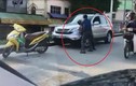 Video: Hai tài xế đánh nhau sau va chạm giao thông