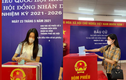 Hội gái xinh Việt nô nức rủ nhau đi bầu cử từ sáng sớm 