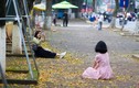 Hà Nội mùa thay lá, giới trẻ check in đẹp như xứ Hàn 