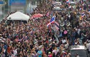Người biểu tình Thái Lan đổi mục tiêu, tấn công dòng tộc Thủ tướng