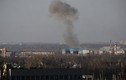 Ly khai Ukraine bắn pháo xối xả sân bay Donetsk, 3 lính thiệt mạng