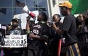  Nước Mỹ “nổi sóng” vì cảnh sát bắn chết người da màu