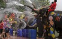 Thái Lan tưng bừng trong lễ hội té nước truyền thống