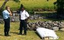 Cận cảnh mảnh vỡ máy bay nghi của MH370