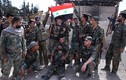 Ảnh binh sĩ Syria cắm chốt vùng ngoại ô Damascus