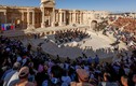 Quân đội Nga - Syria chăm chú nghe nhạc ở thành cổ Palmyra