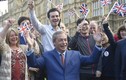 Thủ lĩnh ủng hộ Brexit Nigel Farage mới từ chức qua ảnh