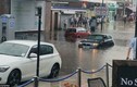 Loạt ảnh mới nhất về ngập lụt ở Anh