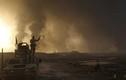 Chùm ảnh IS đốt các giếng dầu ở Mosul để tử thủ