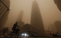 Trường học tại Bắc Kinh tạm huỷ thể dục vì... bão cát kinh hoàng
