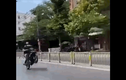 Video: Bốc đầu xe trên phố, nam thanh niên nhận cái kết kinh hoàng