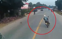 Video: Người đàn ông lạng lách, đánh võng trước đầu xe container