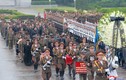 Chủ tịch Kim Jong-un đội mưa dự tang lễ nguyên soái quân đội