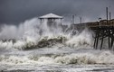 Hình ảnh đầu tiên khi siêu bão Florence đổ bộ bờ đông nước Mỹ