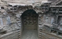 Mở mộ cổ 1.400 tuổi ở Trung Quốc, tròn mắt cảnh tượng bên trong
