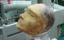 Mang hộp sọ 2000 năm đi kiểm tra, các chuyên gia ‘chết lặng'