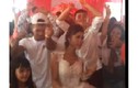 Nhảy cực sung trong ngày cưới, cô dâu khiến dân mạng “ngả mũ“