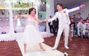 Video: Chú rể đơ người khi cô dâu “quẩy tưng bừng” cùng hội bạn thân