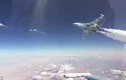 Video: Đang lái Su-30, hoảng hồn thấy Su-35 bay sát nách