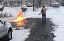 Video: Dùng súng phun lửa dọn tuyết trong nháy mắt
