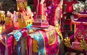 Video: Vàng mã, ngựa, xe... cháy đỏ lò: Dân tiếu tốn đống tiền đi lễ