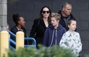 Angelina Jolie xuất hiện cùng các con giữa tin đồn chuẩn bị kết hôn