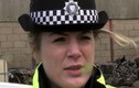 Nữ cảnh sát Anh bị lên án vì khoe ảnh du lịch nóng bỏng