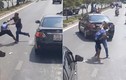 Video: Va chạm giao thông, 2 người đàn ông lao vào đánh nhau giữa đường