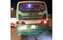 Video: Xe buýt chạy tốc độ “bàn thờ” trên vỉa hè ở Sài Gòn