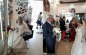 "Ông bà anh" tổ chức đám cưới kim cương khiến dân mạng ngưỡng mộ