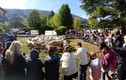 Video: Thiếu chỉ tiêu, trường tiểu học Pháp tuyển thêm 15 học sinh cừu