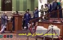Video: Nghị sĩ Afghanistan rút dao đe dọa đối thủ ngay trên nghị trường