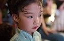 Video: Mẫu nhí Trung Quốc đánh mất tuổi thơ để kiếm tiền từ lúc 5 tuổi
