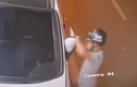 Video: Tên trộm dùng dao cắt gương ôtô nhanh như chớp