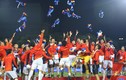 Video: U22 Việt Nam giành HCV Sea Games 30: CĐV nghỉ làm ra đón nhà vô địch